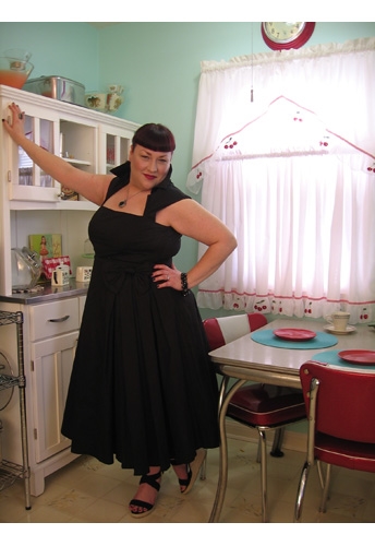 Retro Bow Pleat Dress