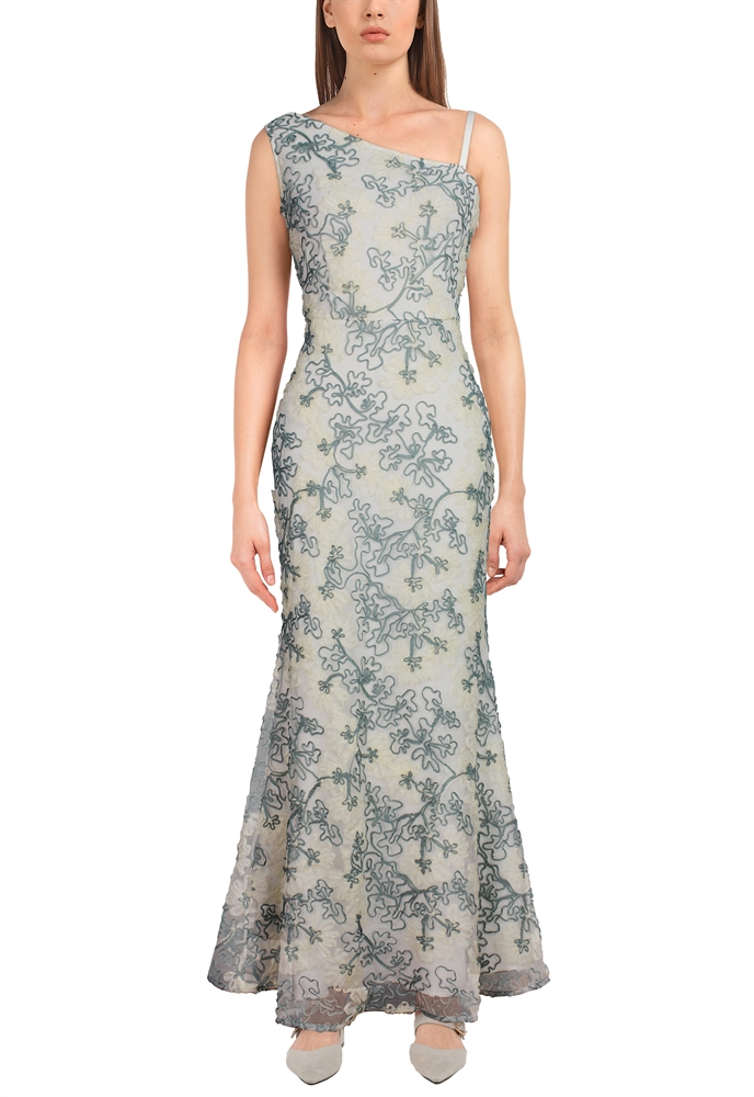 P2371 Plus Dress